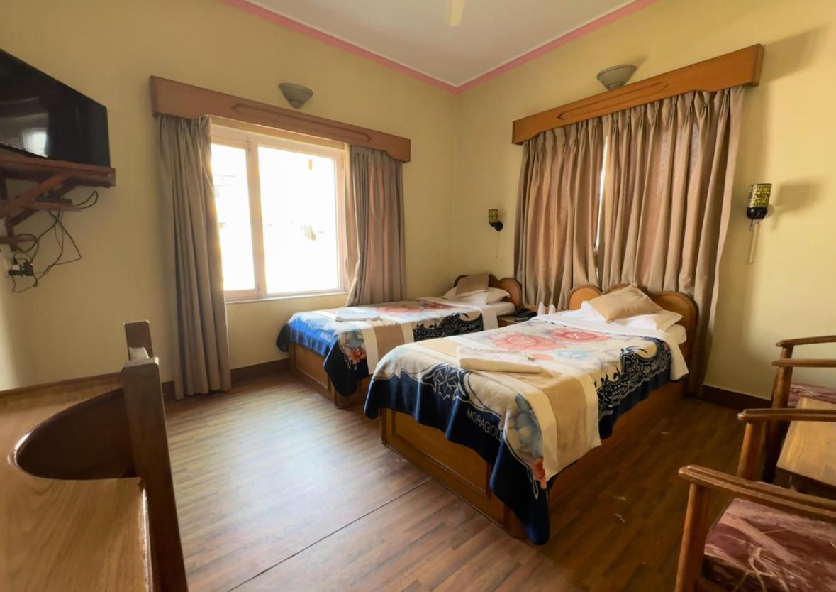 Green Tara Hotel Pokhara Luaran gambar