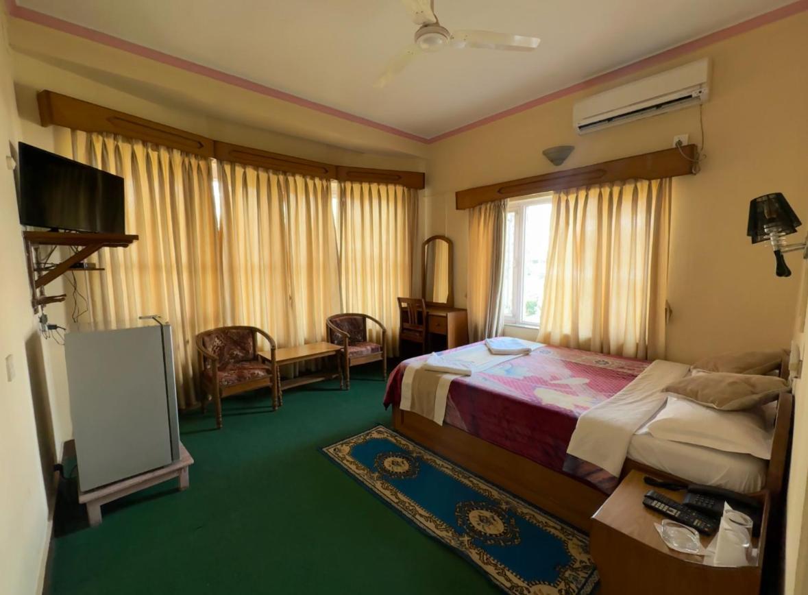 Green Tara Hotel Pokhara Luaran gambar